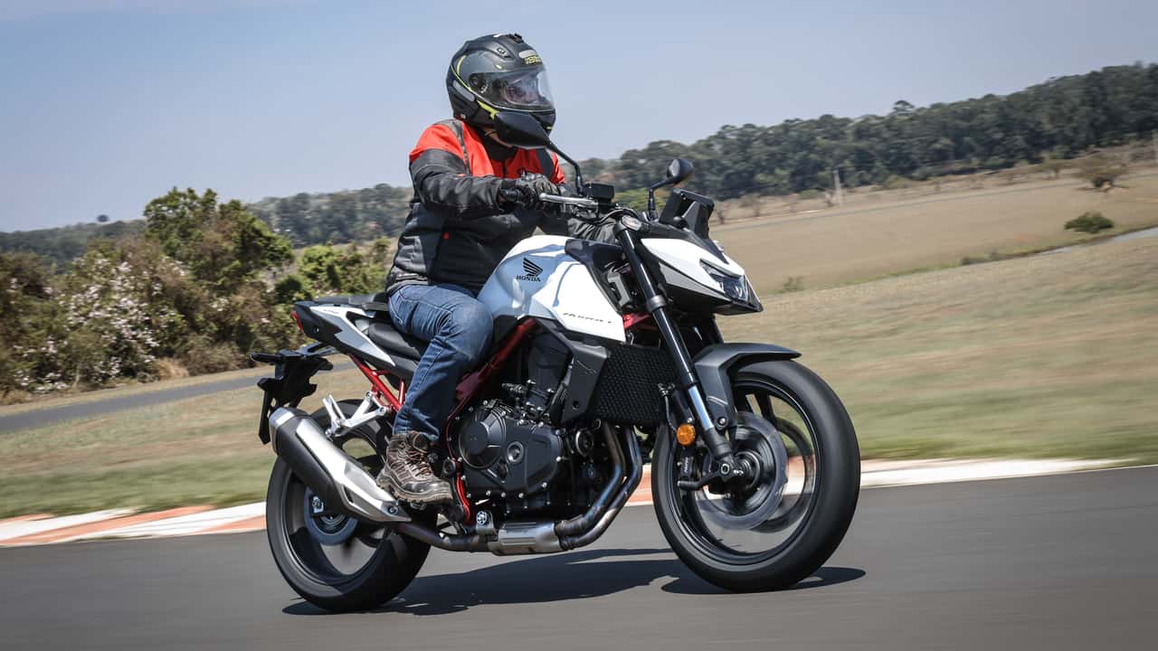 Qual o preço da nova Honda CB 750 Hornet 2026?