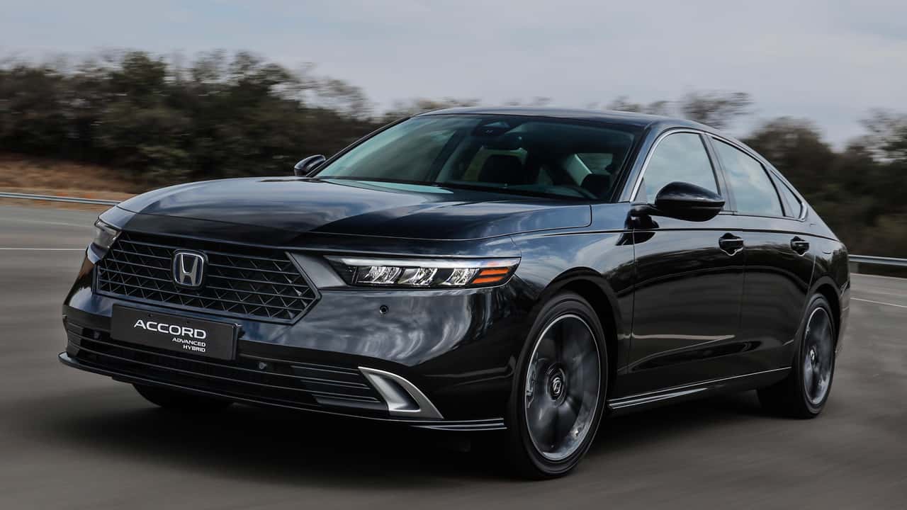 Honda lança Accord Advanced Hybrid 2025 por R$ 332.400 e só uma cor