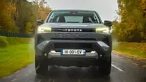 Toyota Hilux (2026)