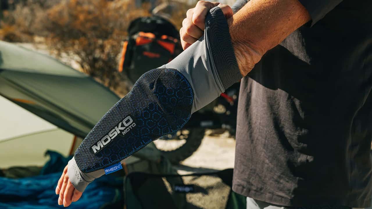 Mosko Moto Phase CE-2 Protective Armor - Hero