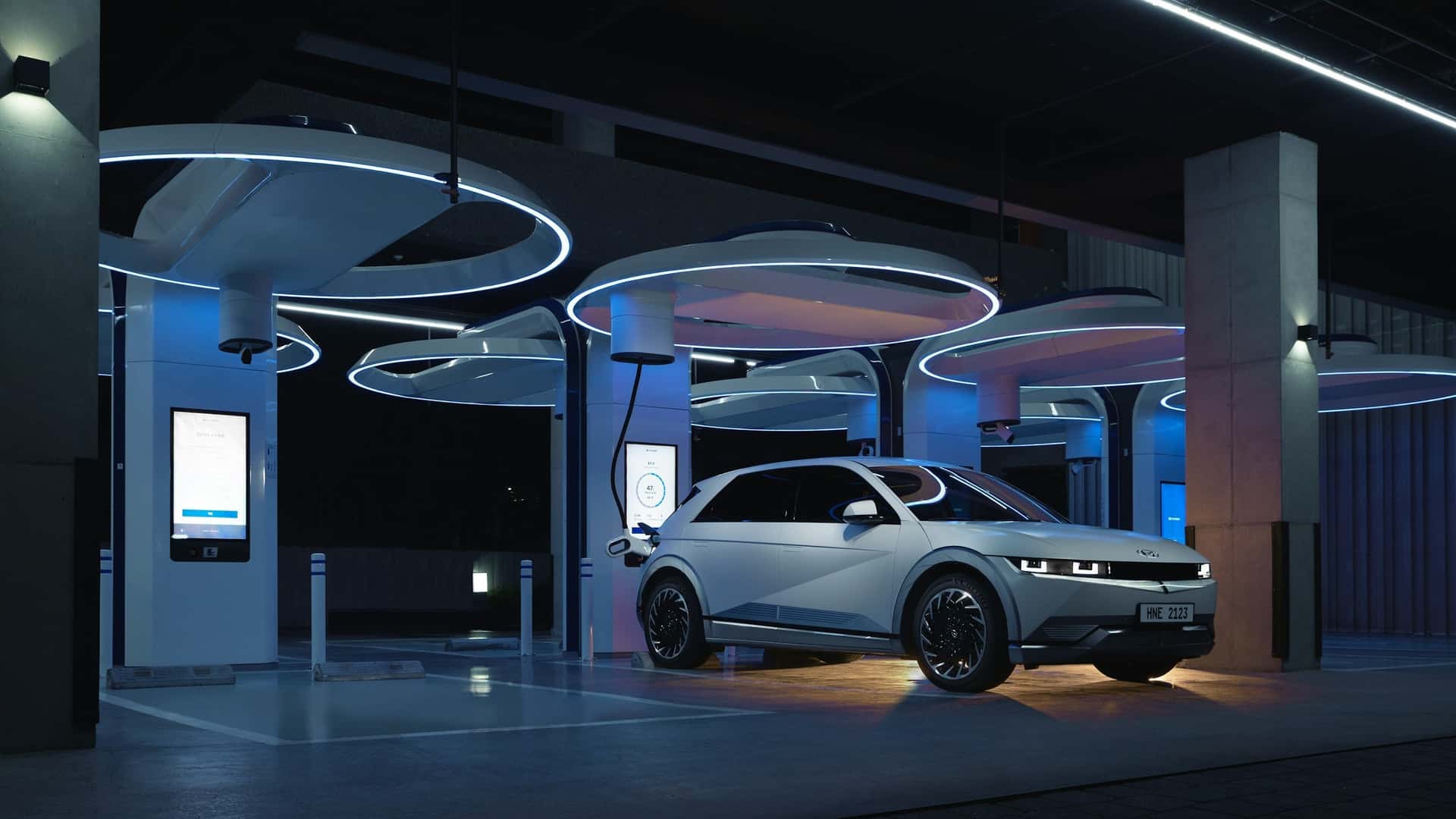 Hyundai Wants 400 Kilowatt Charge SpeedsAnd Then Three-Minute Charging