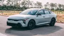 Kia K4 sedã 2027