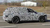 Audi Q9 als Erlkönig erwischt
