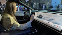Mazda EZ-60 auf der Shanghai Motor Show