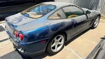 Ferrari 550, BMW M5 e Ford GT in un garage