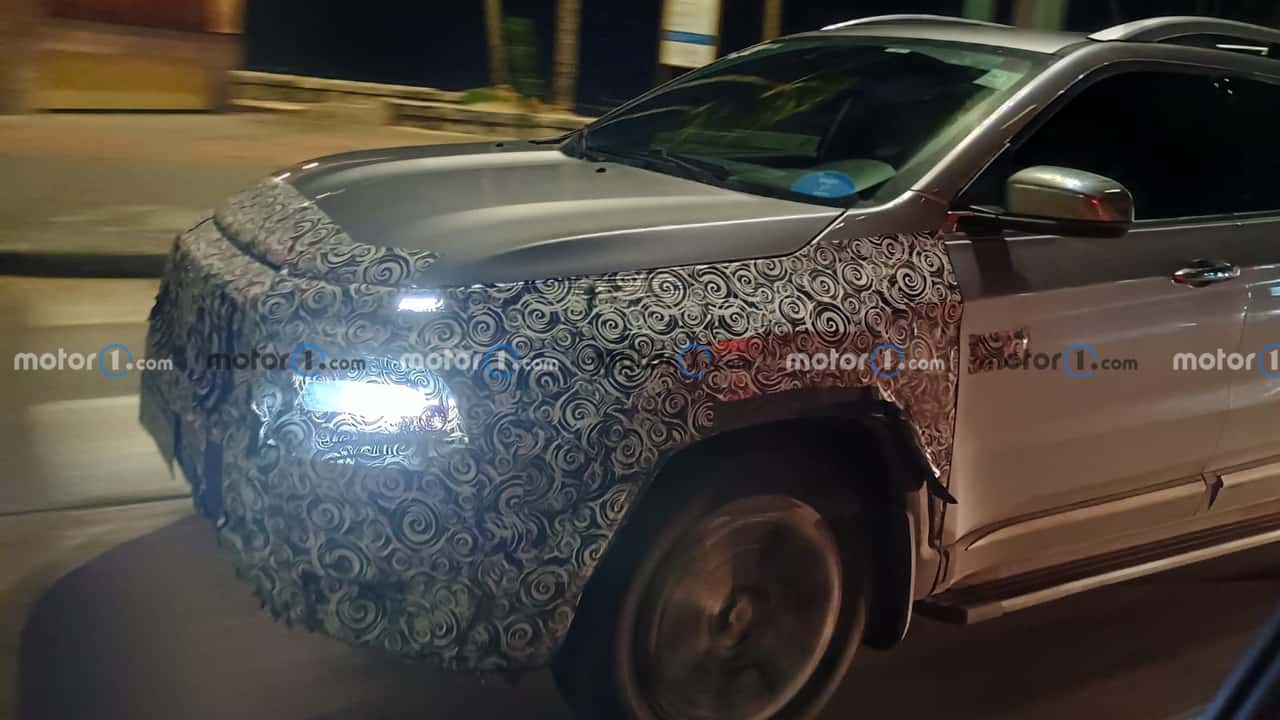 Fiat ya prueba el restyling de la Toro (2026)