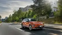 Foto - Hyundai Kona elettrica 2023 prototipo - Prova 
