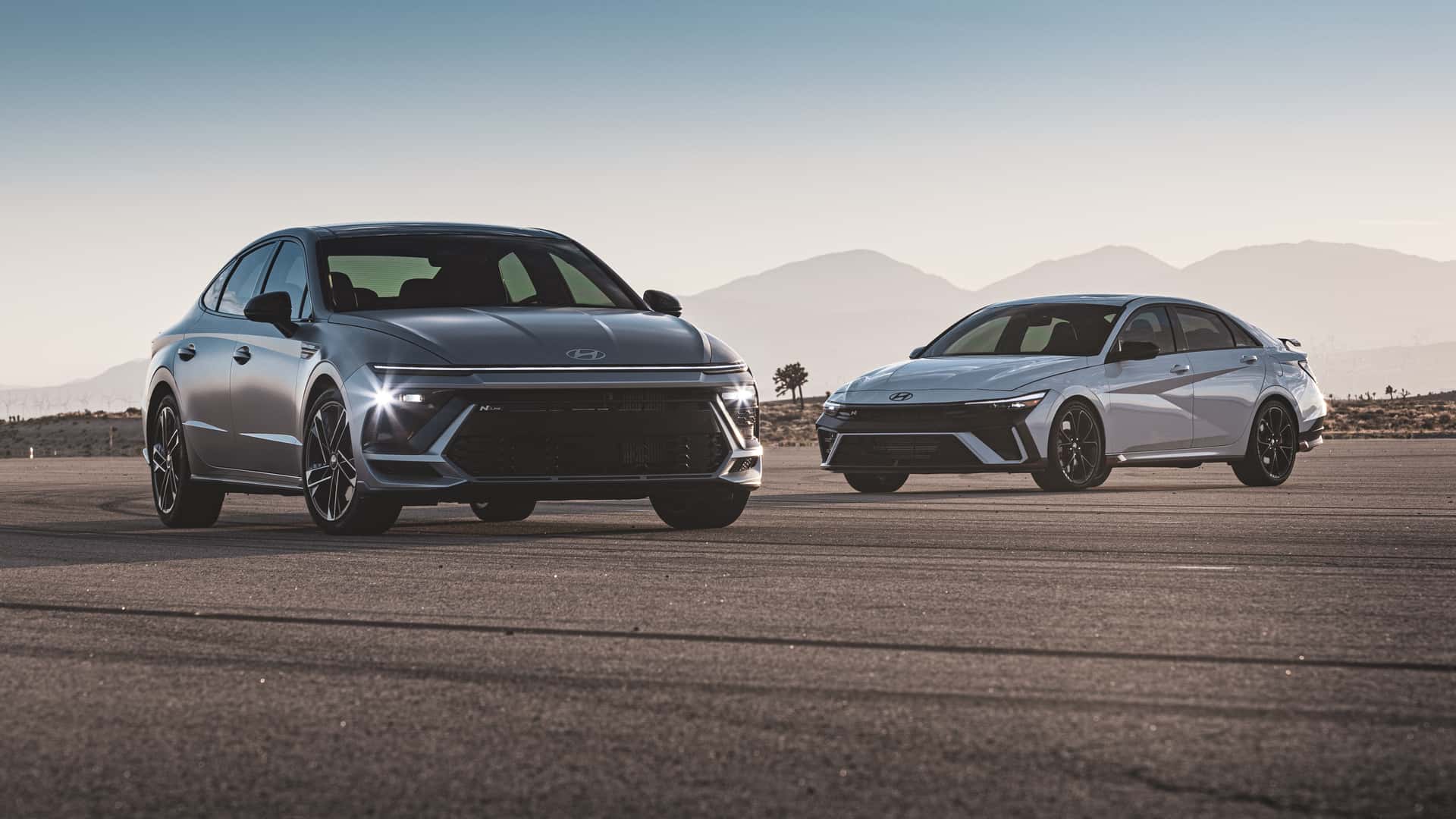 https://cdn.motor1.com/images/mgl/g4lmrm/s1/2024-hyundai-sonata-n-line-and-elantra-n-line.jpg