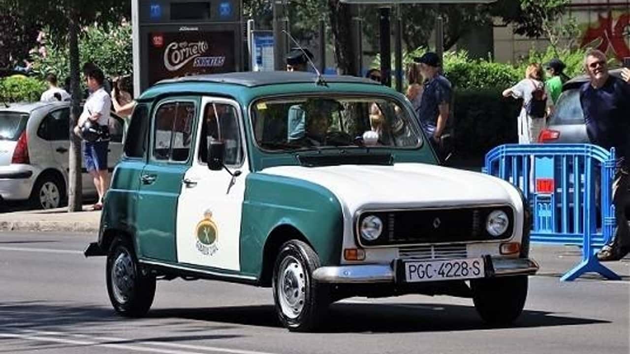 Renault 4 Guardia Civil