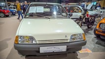 Citroën AX (1988) mit nur 52 km auf der Retromobile 2025