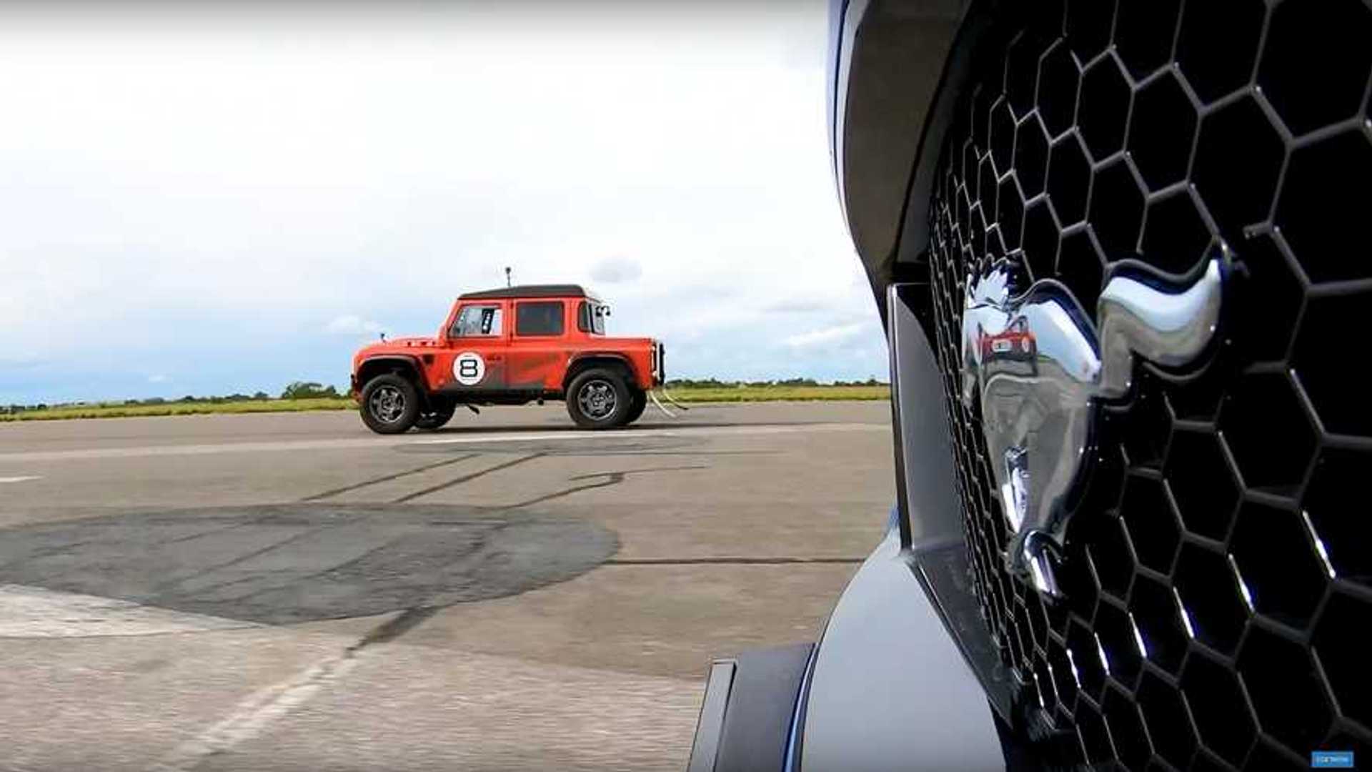 Ford Mustang Drag Races Bowler Bulldog In 5.0-liter V8 Fight