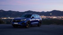 2021 VW Touareg R