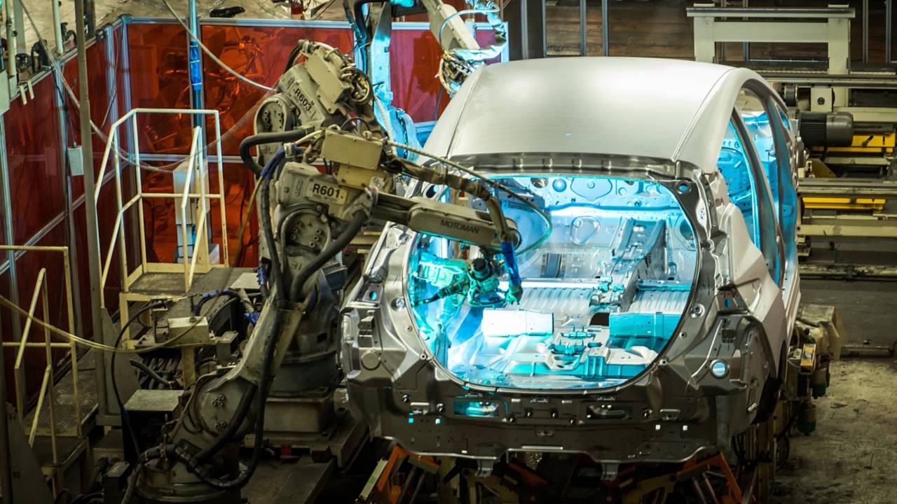 Nissan Leaf production