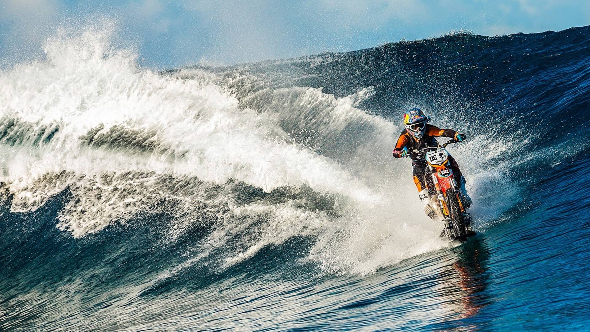 This Motorcyclist Just Rode How Far On Water for a Guinness World Record?