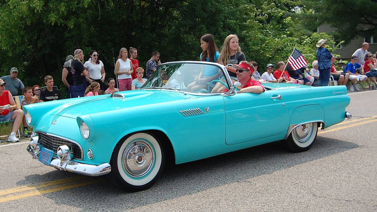 This Thunderbird was but one of many classic cars that made the parade.