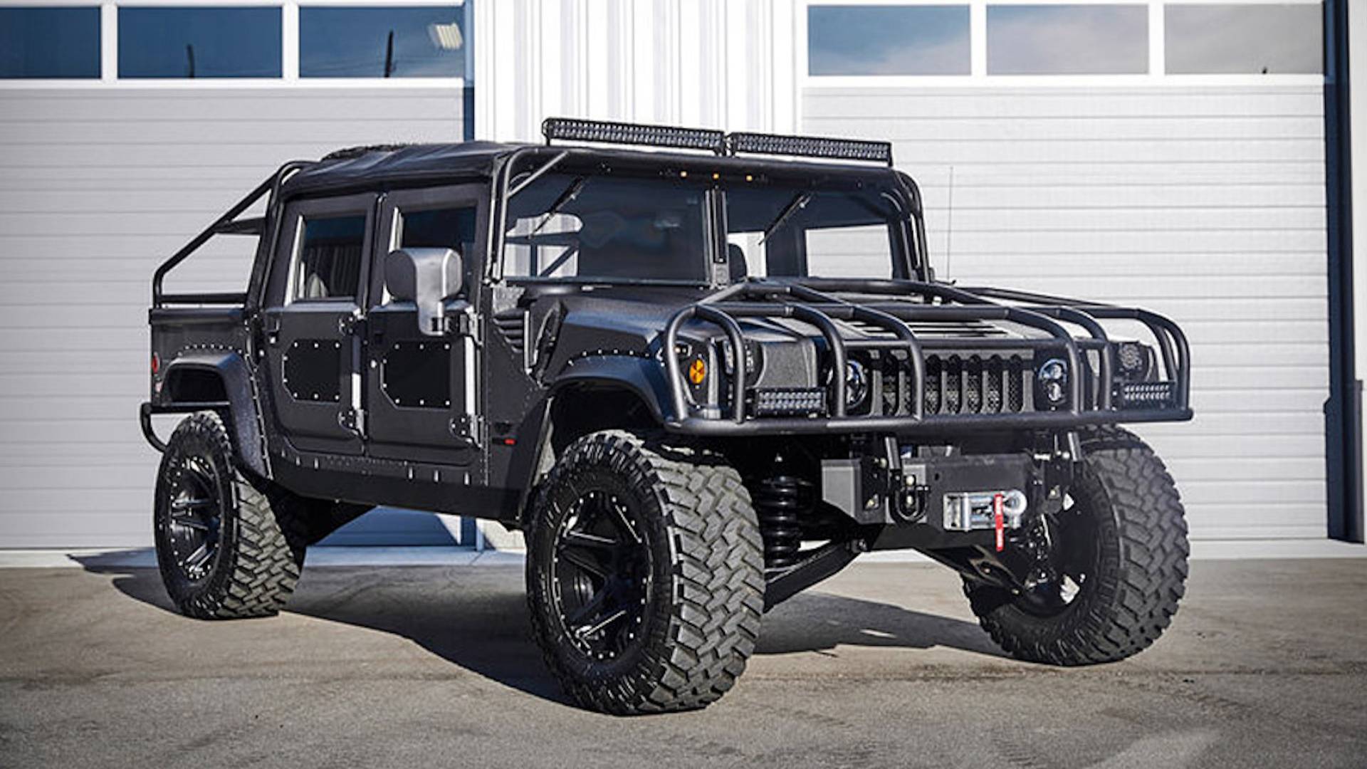 Mil-Spec Hummer H1 Is A Superstar SUV We Want In Our Garage