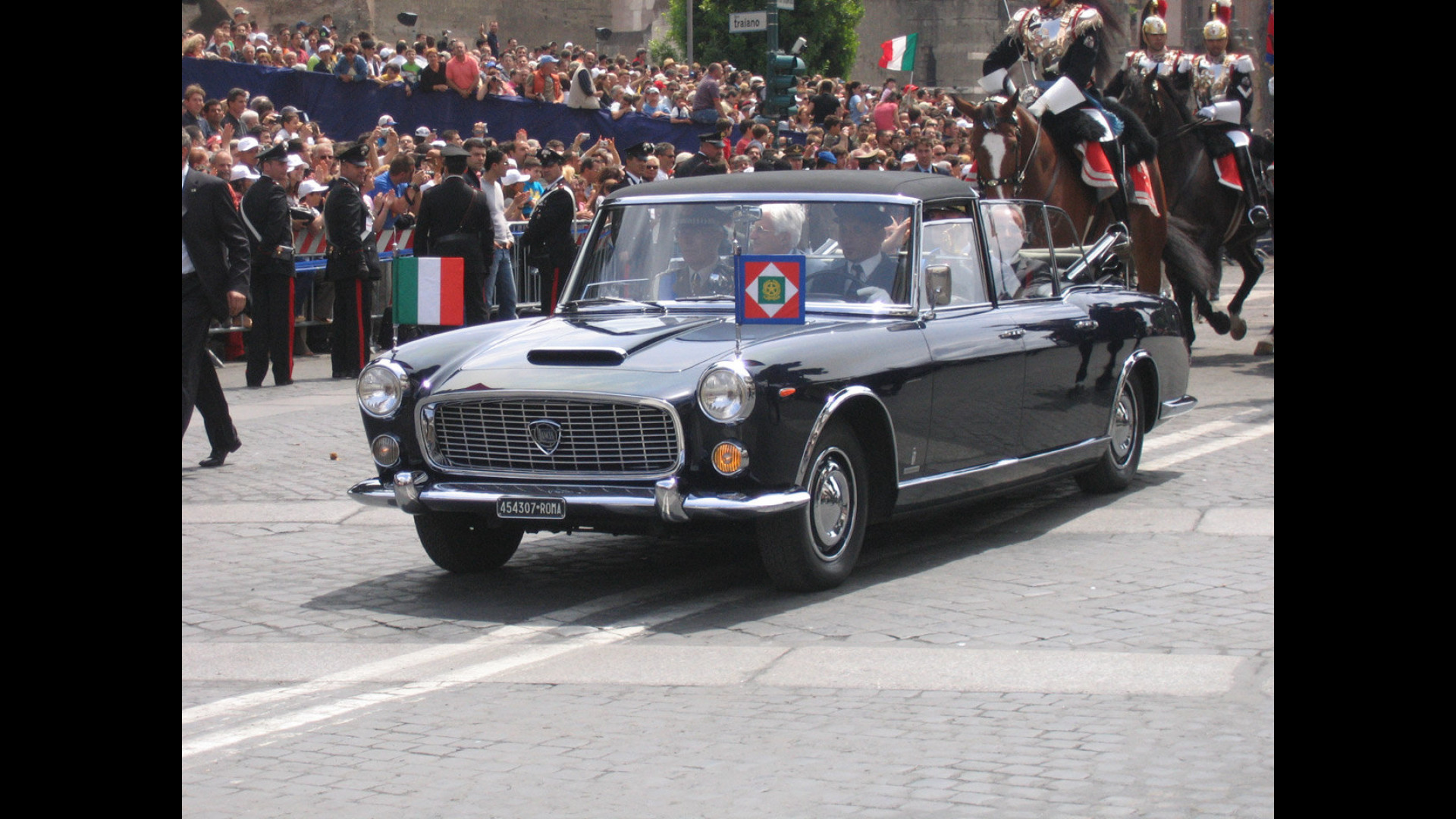 Starline 1/43 - Lancia Flaminia Presidenziale - Napolitano, Roma 2009