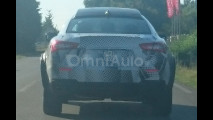 Maserati Levante, foto spia