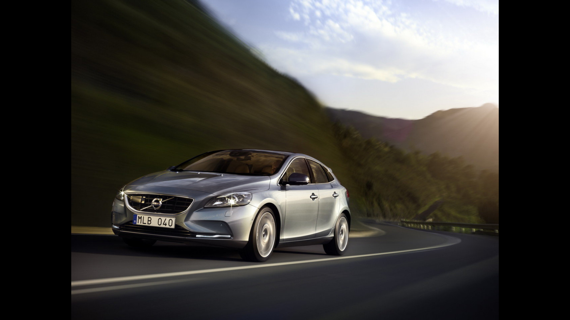 Nuova Volvo V40