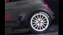 350 Allrad-PS im Fiat 500
