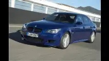 Zeitreise im ersten BMW M5