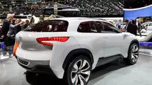 Hyundai Intrado Concept live in Geneva