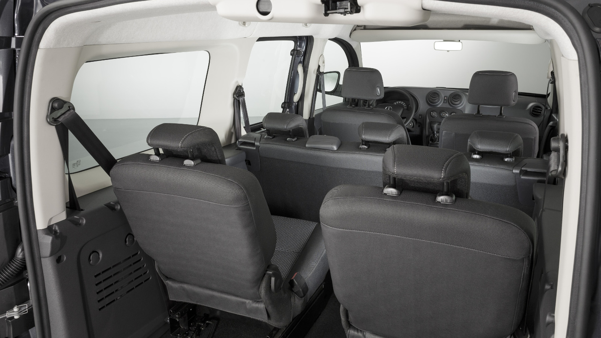 Mercedes Citan gains an improved petrol engine & new features Motor1