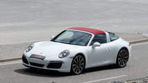 2016 Porsche 911 facelift spy photo