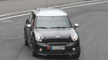 MINI Countryman John Cooper Works spy photo - 7.7.2011