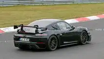 2022 Porsche 718 Cayman GT4 RS spia foto