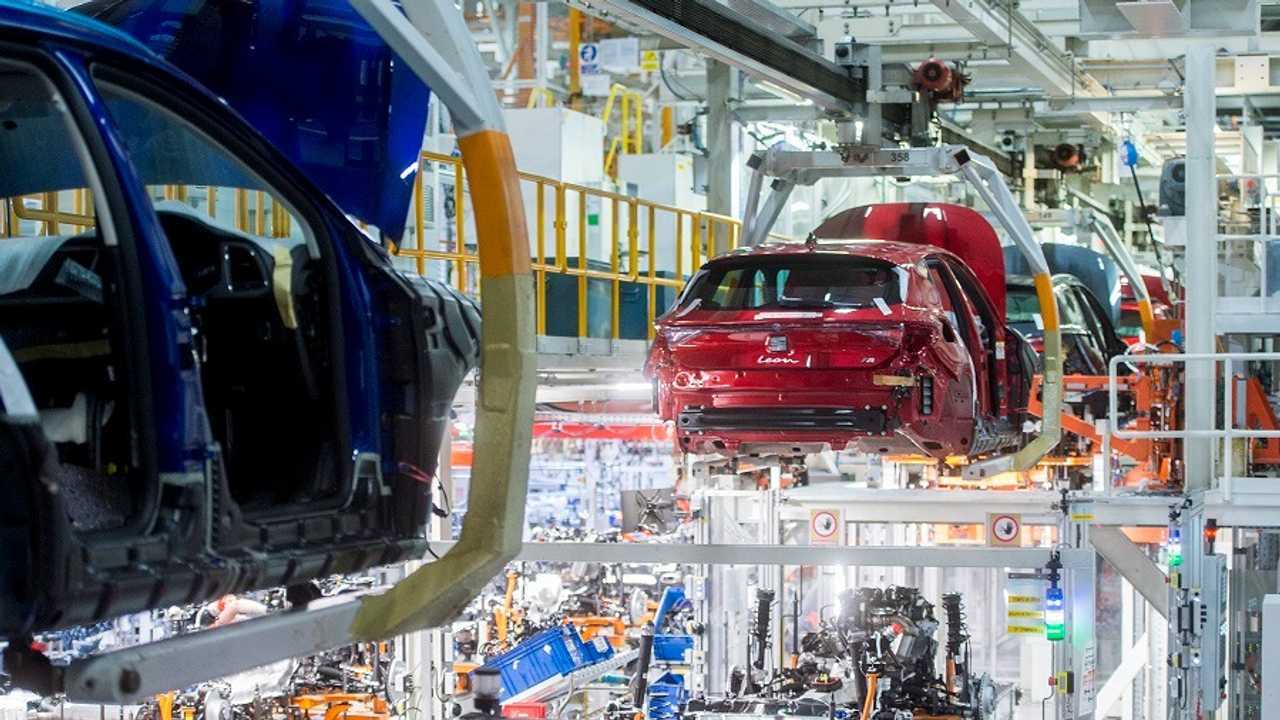 SEAT Leon Martorell üretim bandı