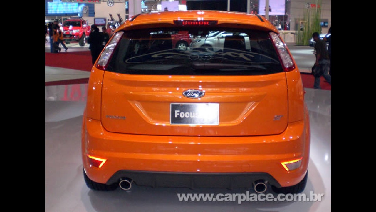 Ford lançará Focus ST no Brasil em 2010