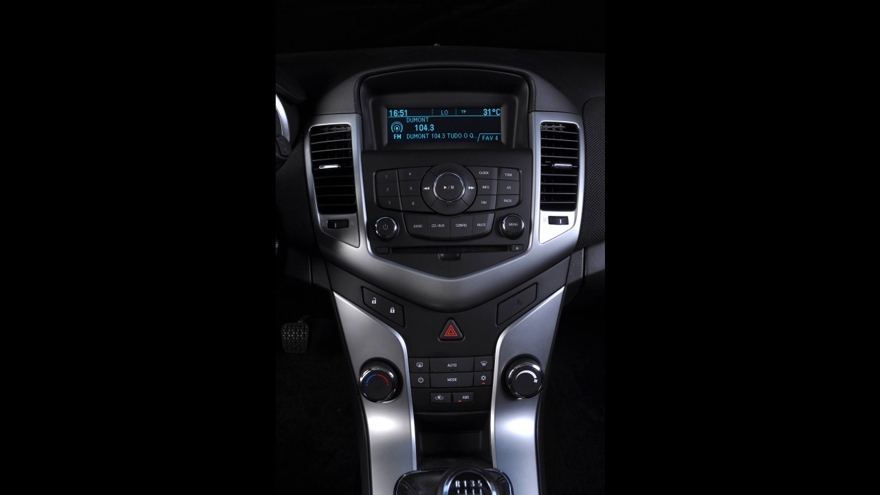 Chevrolet Cruze Sport6 é lançado oficialmente: O hatch tem preços a partir de R$ 64.900,00