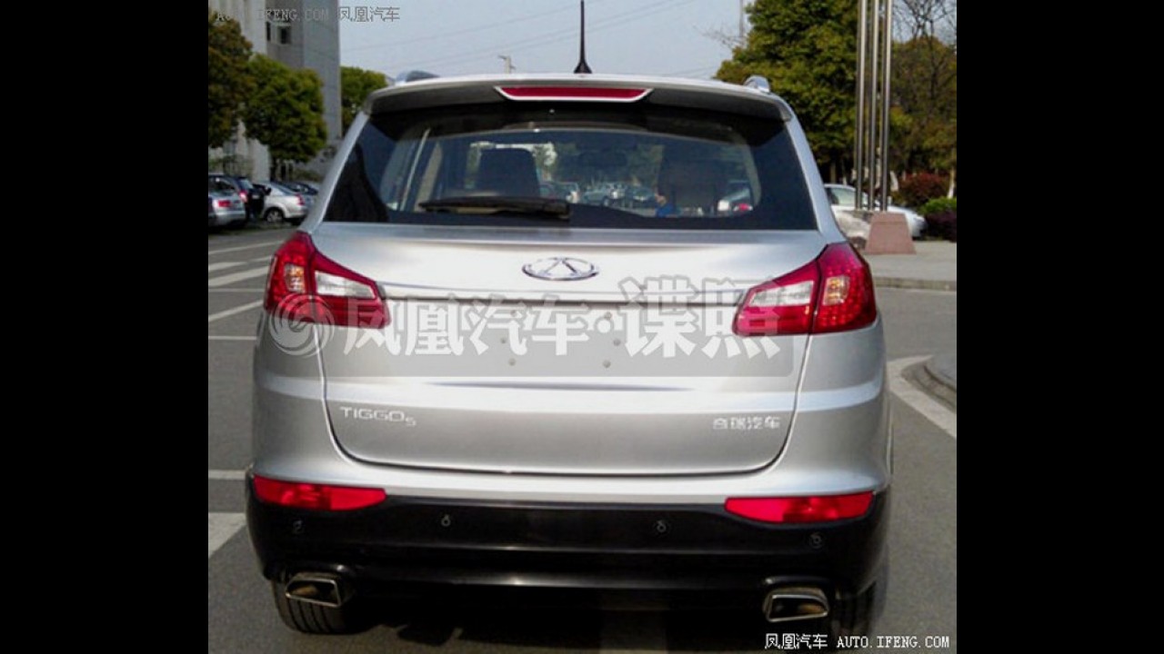 Novo Chery Tiggo 5 é flagrado novamente na China