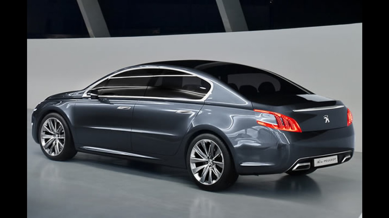 Novo Peugeot 508 2011 é flagrado sem disfarces na Espanha
