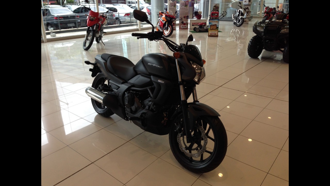 Honda divulga preço da nova CTX 700 N: R$ 32.400