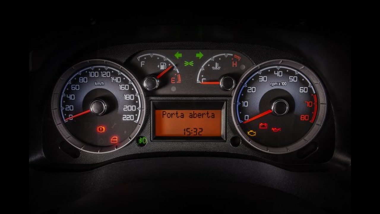 Fiat Doblò 2015 ganha poucas novidades e parte de R$ 57.950