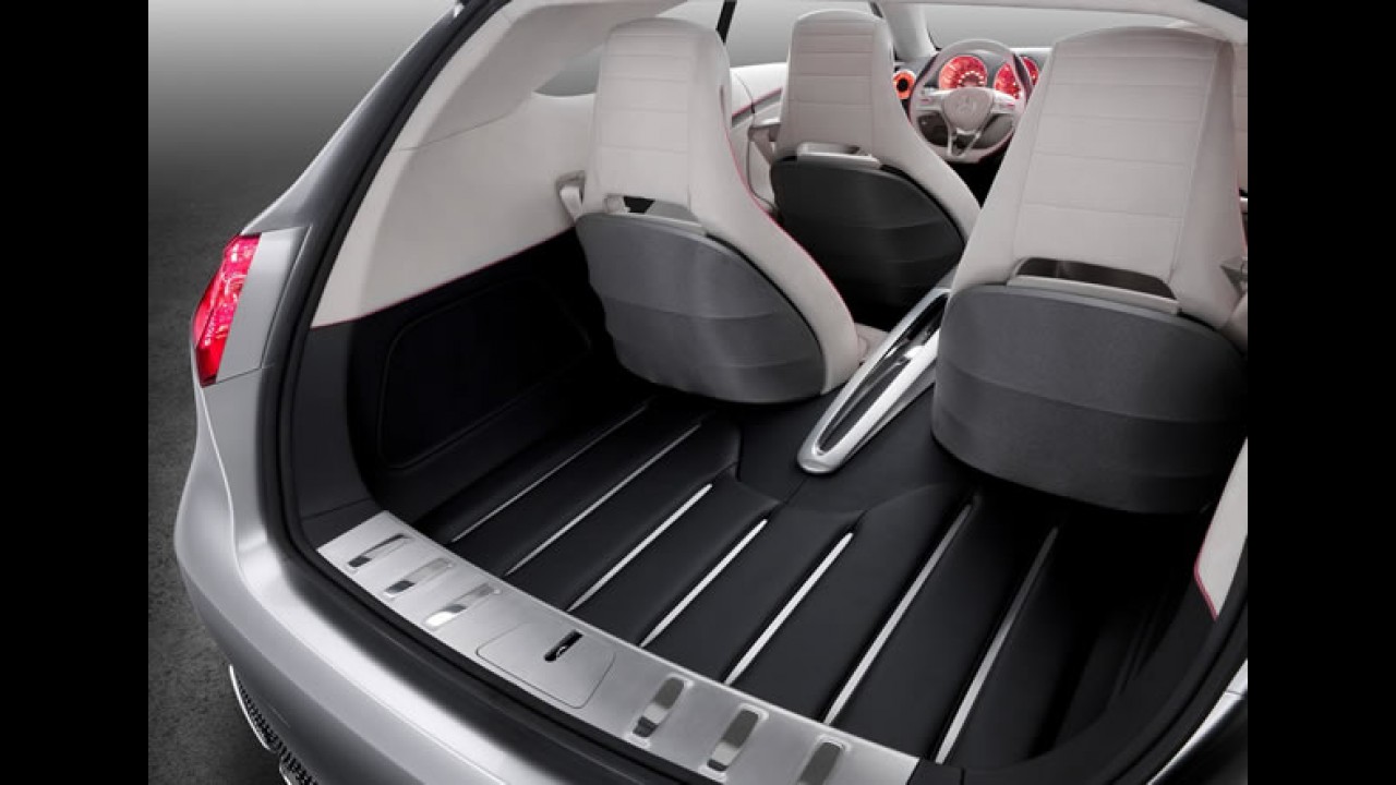 Mercedes Concept A antecipa formas da nova geração do Mercedes Classe A
