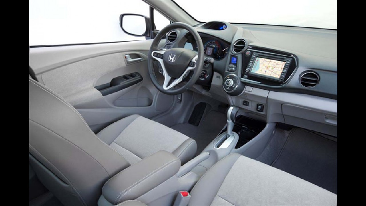 Híbrido: Honda Insight reestilizado chega à Malásia
