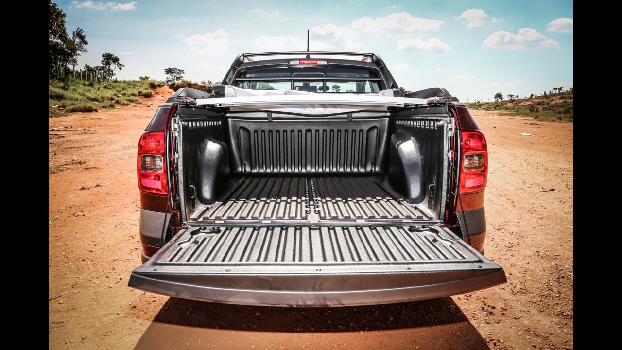 Teste CARPLACE: líder Strada é desafiada pelas novas Saveiro 16V e Ranger Sport