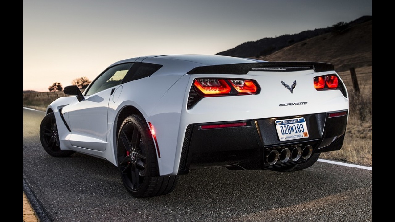 Nova geração do Corvette, já em desenvolvimento, deve adotar motor central