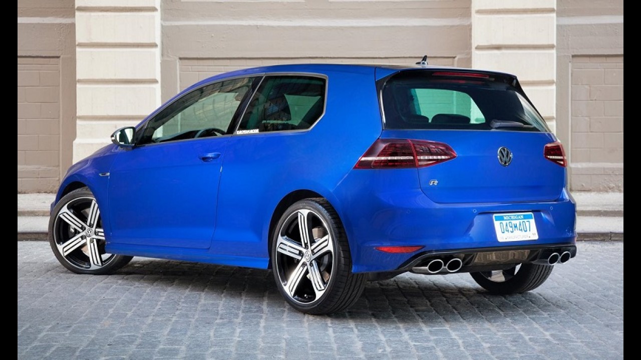 Esportivo "na mão": Golf R de 292 cv terá opção de câmbio manual nos EUA
