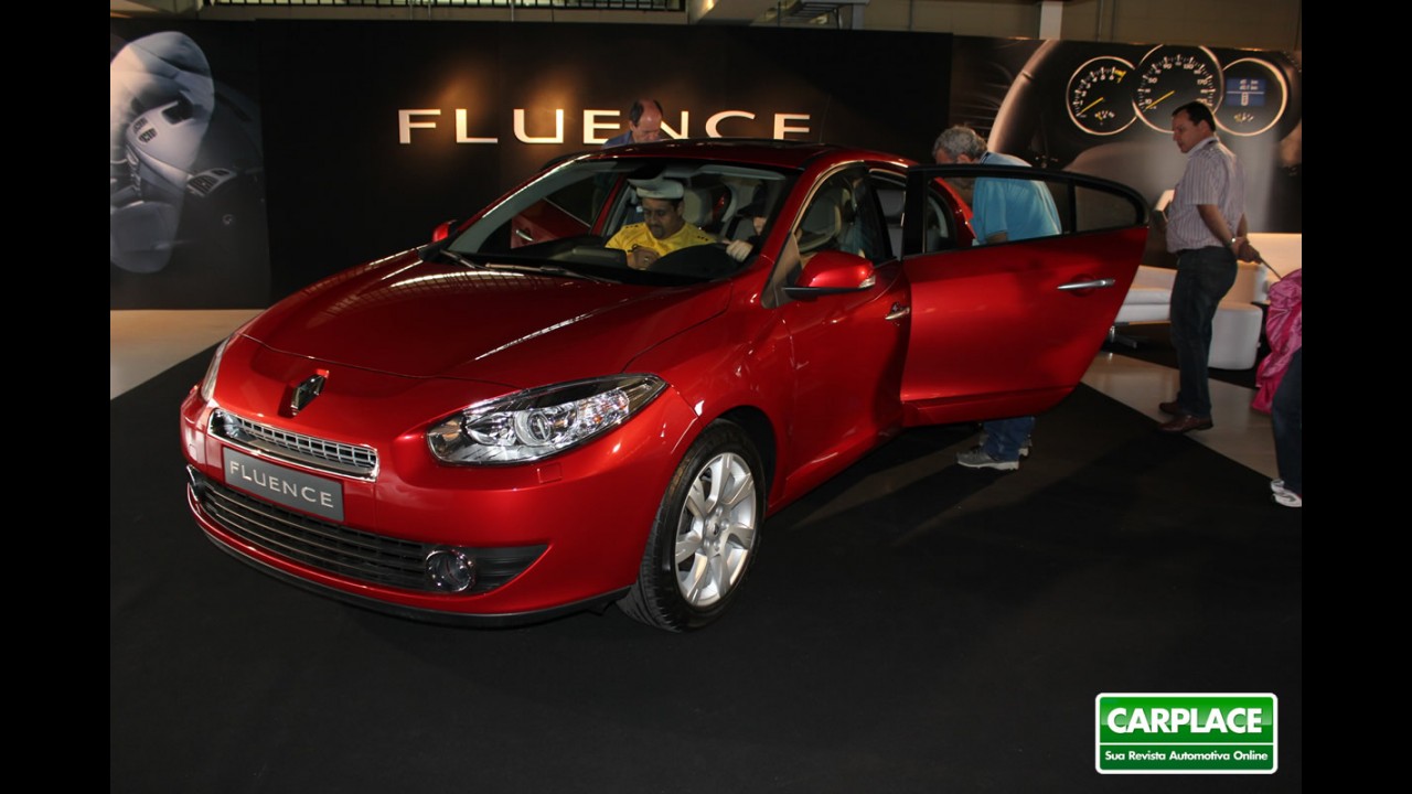 Testamos Novo Renault Fluence no limite no Autódromo de Interlagos