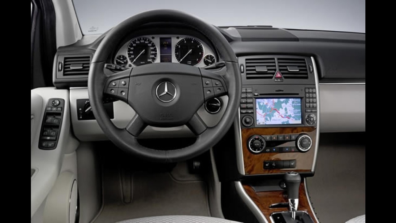 Mercedes revela prováveis interiores das novas Classe A e Classe B