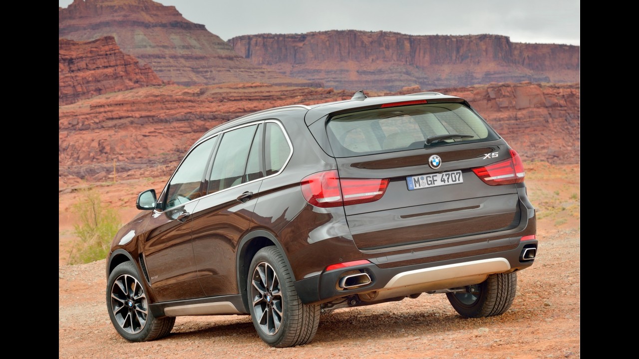 BMW X5 ganha versões xDrive35i e Full no Brasil por R$ 329.950 iniciais