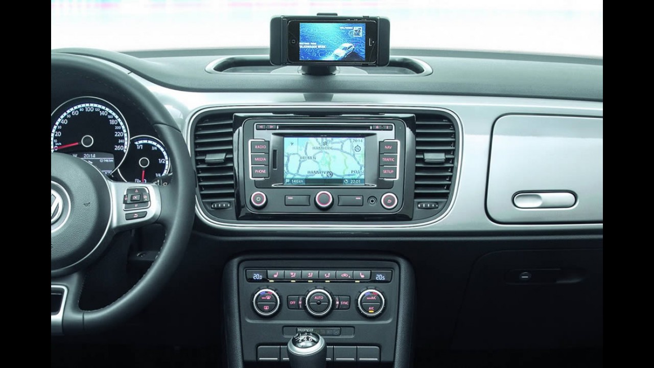 Volkswagen mostra iBeetle, versão "integrada" ao iPhone