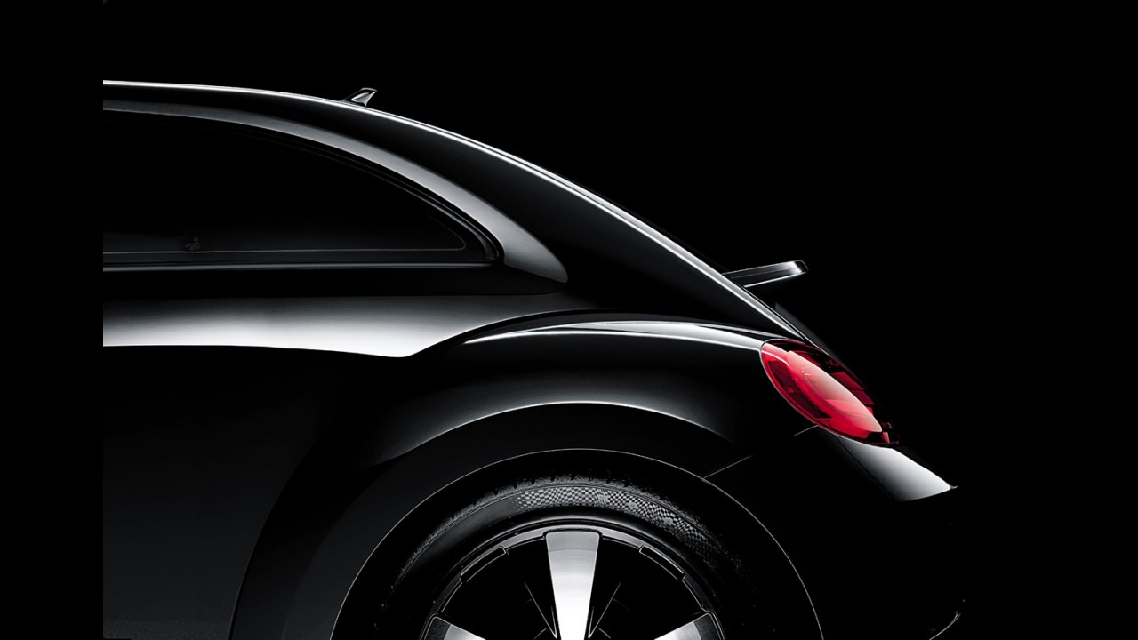 Novo Beetle 2012: Novas fotos mostram esportividade e também o acabamento interno