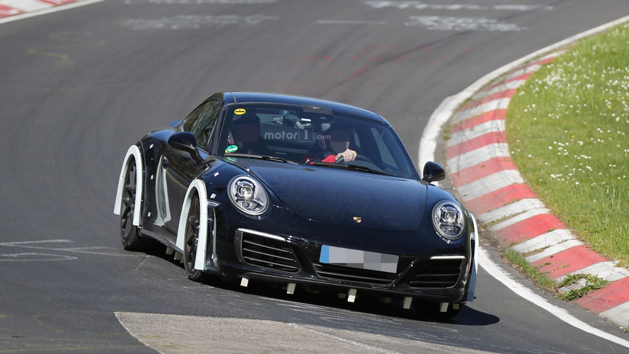 Next-gen Porsche 911 spy photo