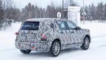 2020 Mercedes GLB spy photo