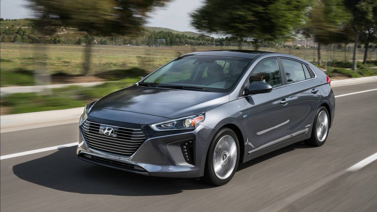 10 Most FuelEfficient Hybrid Cars Of 2018